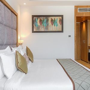 Executive Triple Room